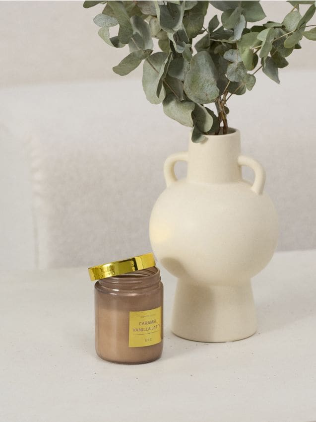 Sinsay - Vonná sviečka Carmel Vanilla Latte - béžová