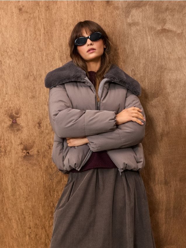 Sinsay - Geacă puffer matlasată cu blană sintetică - violet-metalizat
