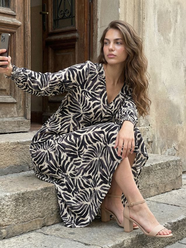 Sinsay - Rochie midi din vâscoză cu curea cu imprimeu vegetal - multicolor