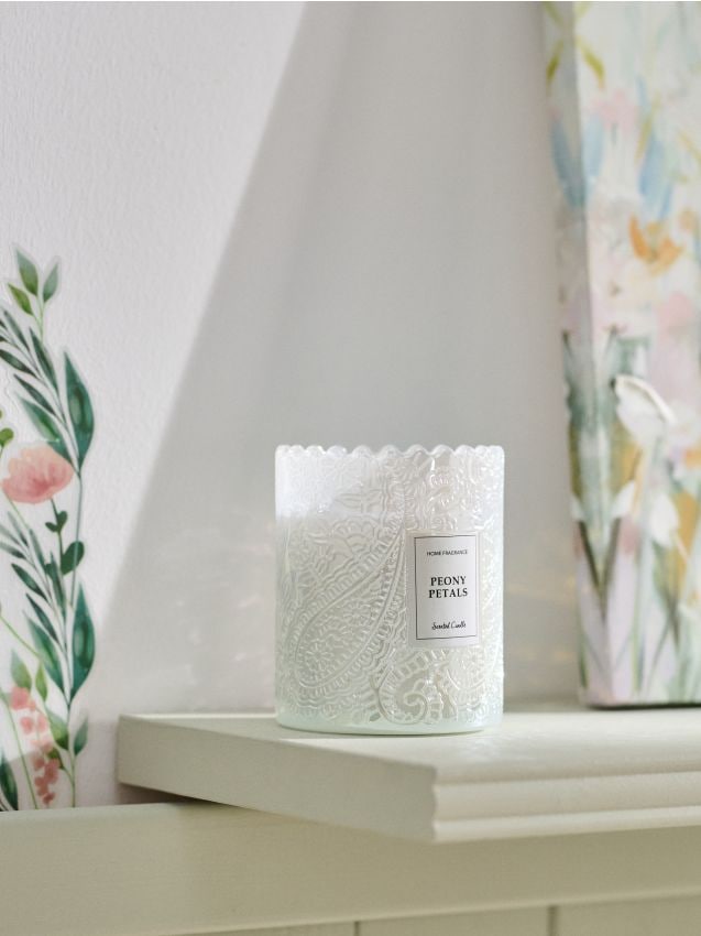 Sinsay - Lumânare parfumată Peony Petals - alb