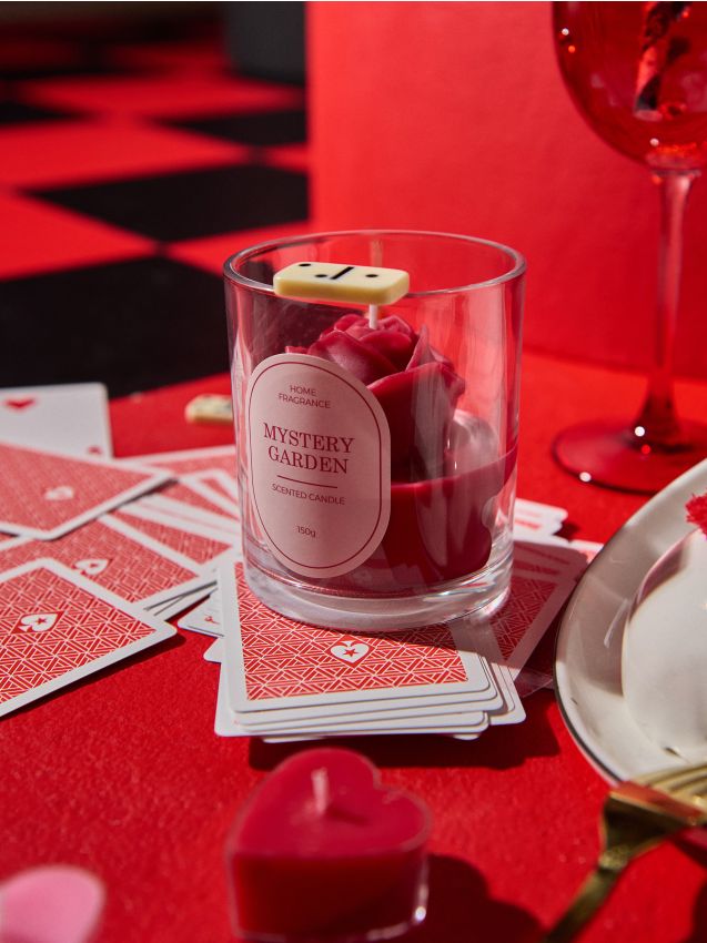 Sinsay - Vonná sviečka Mystery Garden - červená