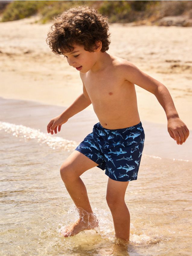 Sinsay - Șort de baie cu motiv de rechini - bleumarin