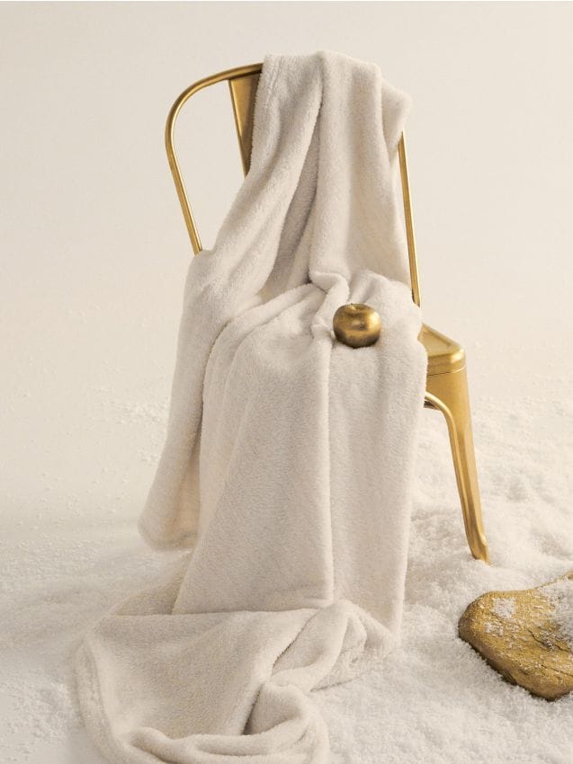 Sinsay - Pătură cu fir metalizat - crem