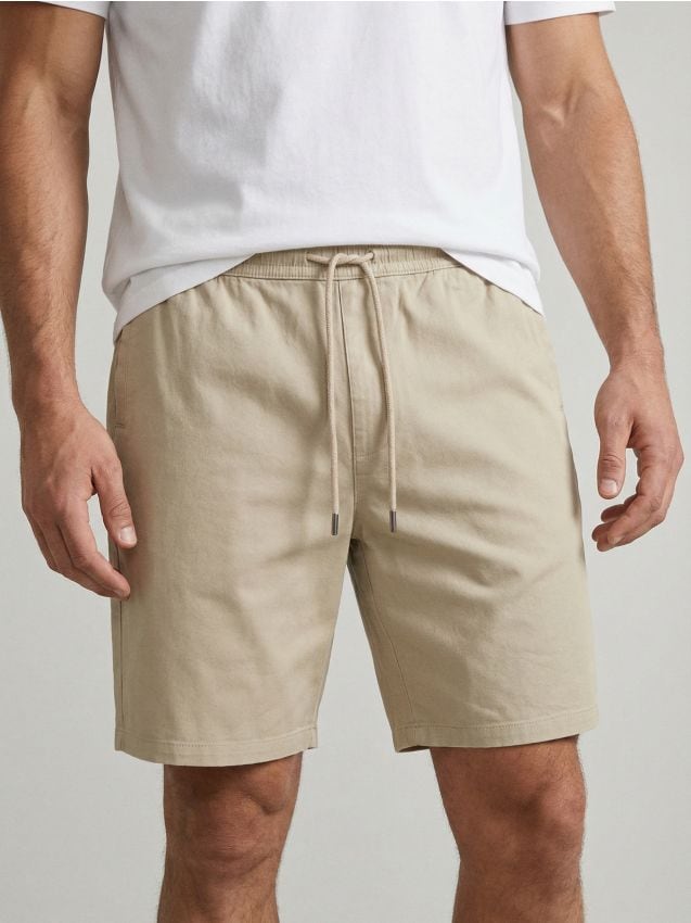 Sinsay - Pantaloni scurți jogger, cu conținut ridicat de bumbac - bej