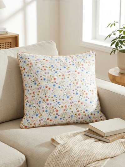 Poszewka na poduszkę z motywem kwiatowym