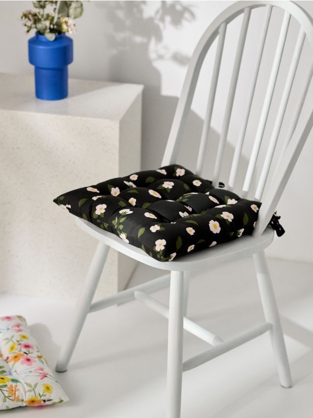 Sinsay - Perna pentru scaun cu motiv floral - negru