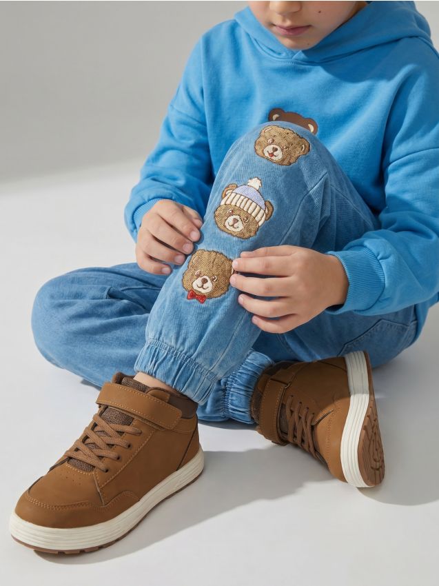 Sinsay - Blugi jogger căptușiți cu broderie cu ursuleți - altele
