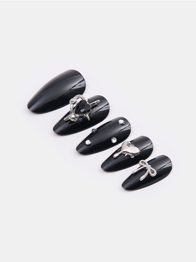 Sinsay - Unghii false cu motiv de Halloween 24 pack - negru