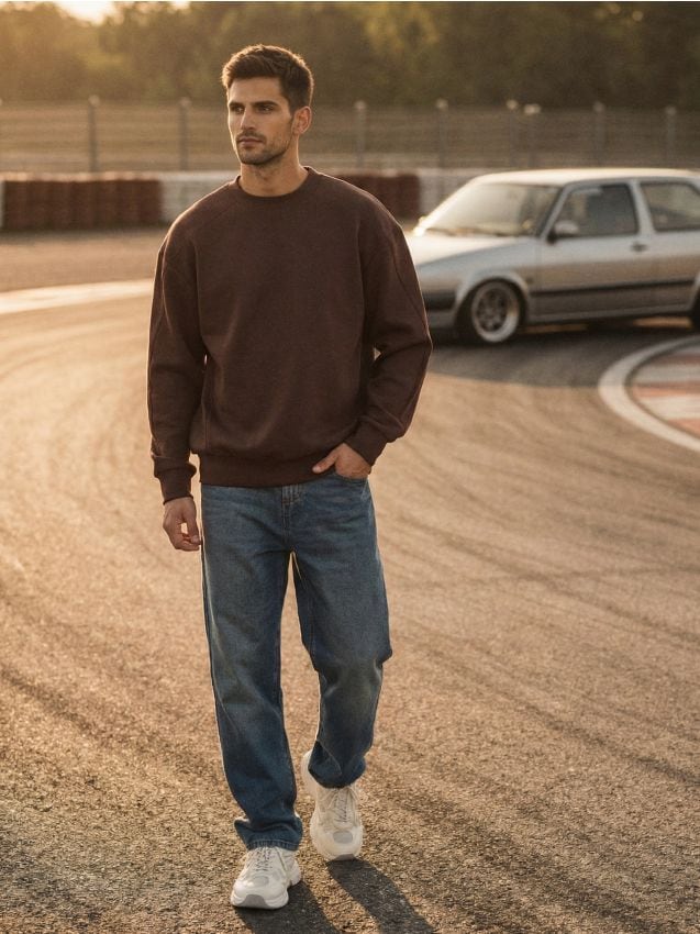 Sinsay - Bluza crewneck z obniżoną linią ramion - brązowy