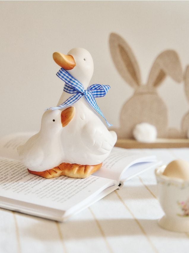 Sinsay - Decorațiune de grădină în formă de gâscă cu fundă - alb