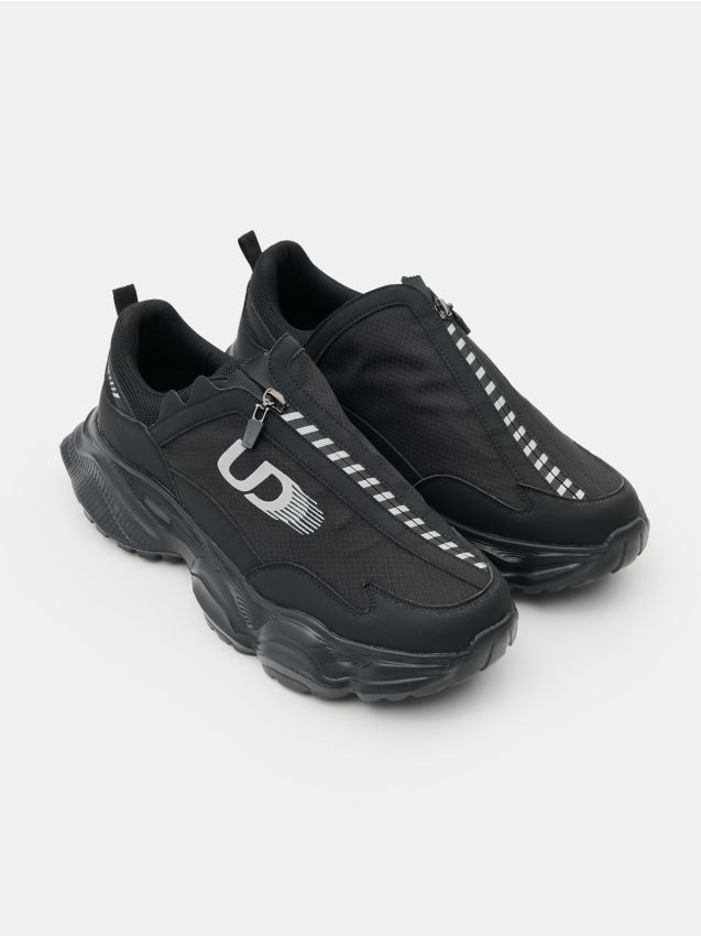Sinsay - Adidași sport cu talpă ușoară - negru
