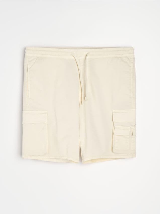 Sinsay - Pantaloni scurți cargo, din bumbac - crem