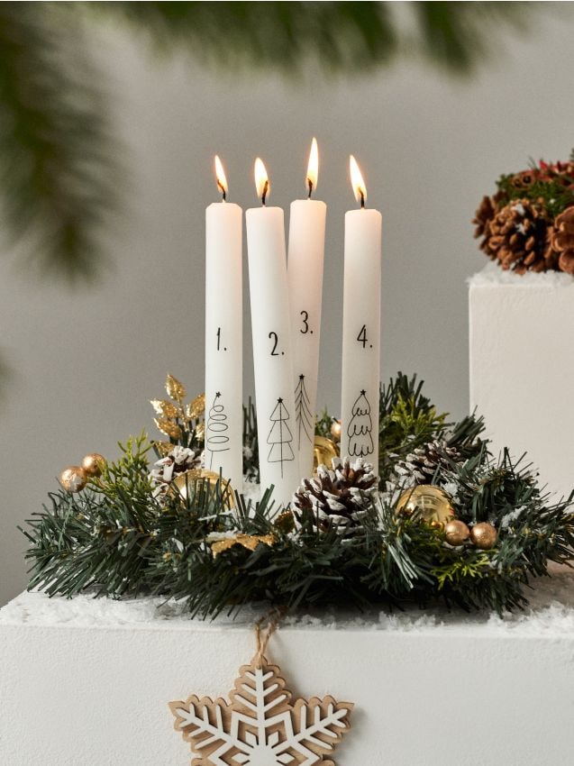 Sinsay - Ozdobný veniec - zlatá