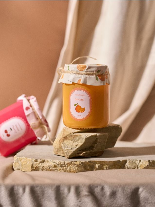 Sinsay - Lumânare parfumată Oragne - portocaliu