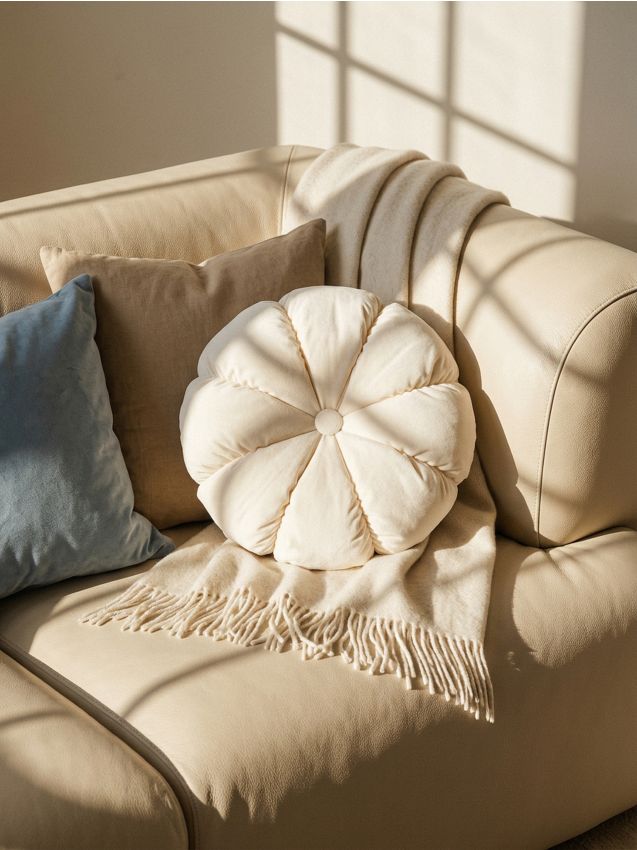 Sinsay - Pernă decorativă - crem