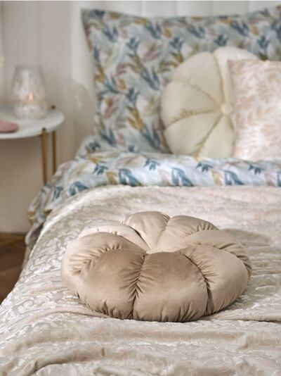 Декоративна подушка
