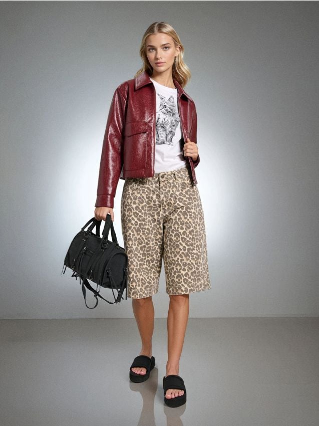 Sinsay - Tricou oversize din bumbac cu imprimeu - alb