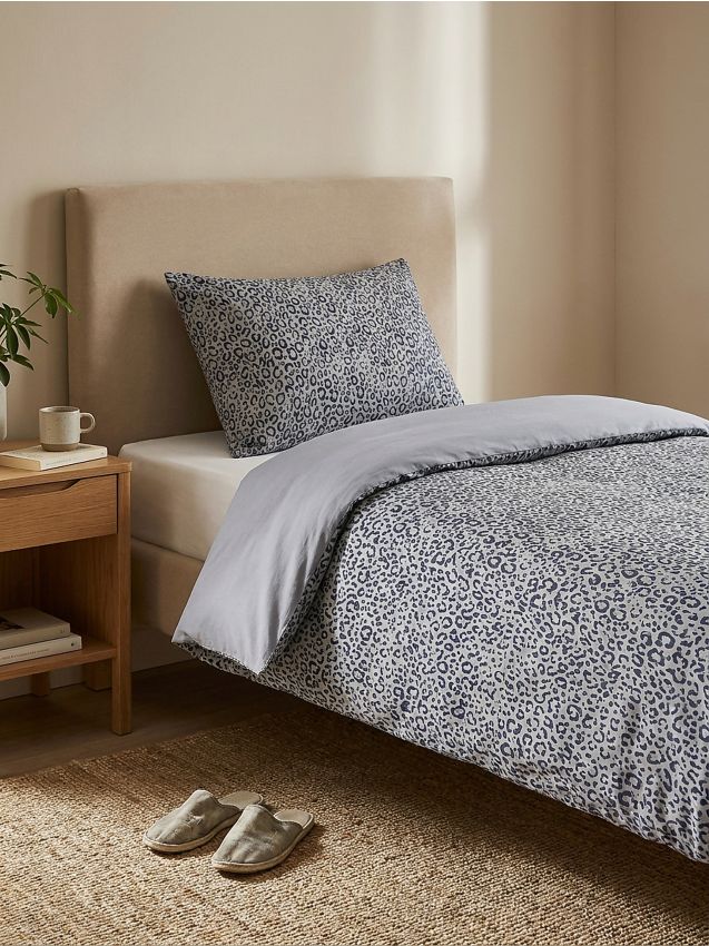 Sinsay - Set de lenjerie de pat reversibilă cu imprimeu leopard - gri-neutru