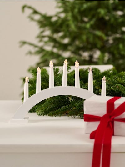 Світлодіодне світло - адвентний свічник