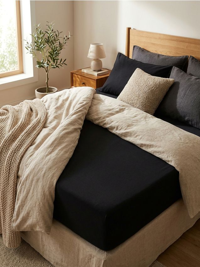 Sinsay - Lenjerie de pat din jerseu de bumbac, cu bandă elastică - negru