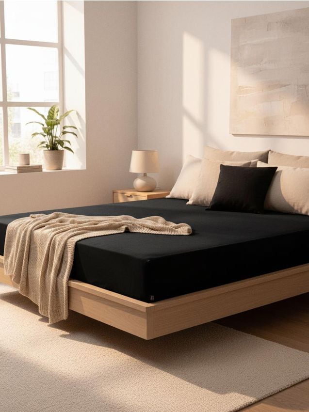 Sinsay - Lenjerie de pat din jerseu de bumbac, cu bandă elastică - negru