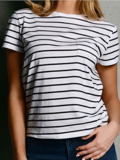 Бавовняна футболка з кишенею