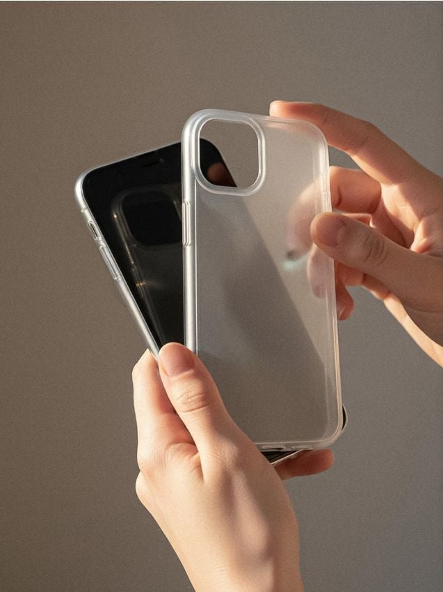 Sinsay - Puzdro na iPhone 13/14 - biela