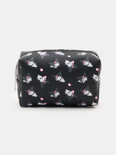 Косметичка з принтом по всій поверхні Kuromi