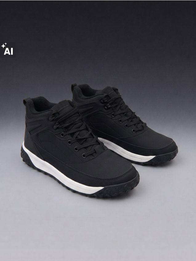 Sinsay - Sneakers impermeabili înalți din imitație de piele cu căptușeală fleece - negru
