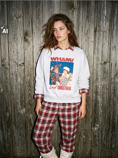 Świąteczna bluza crewneck regular z nadrukiem WHAM Last Christmas