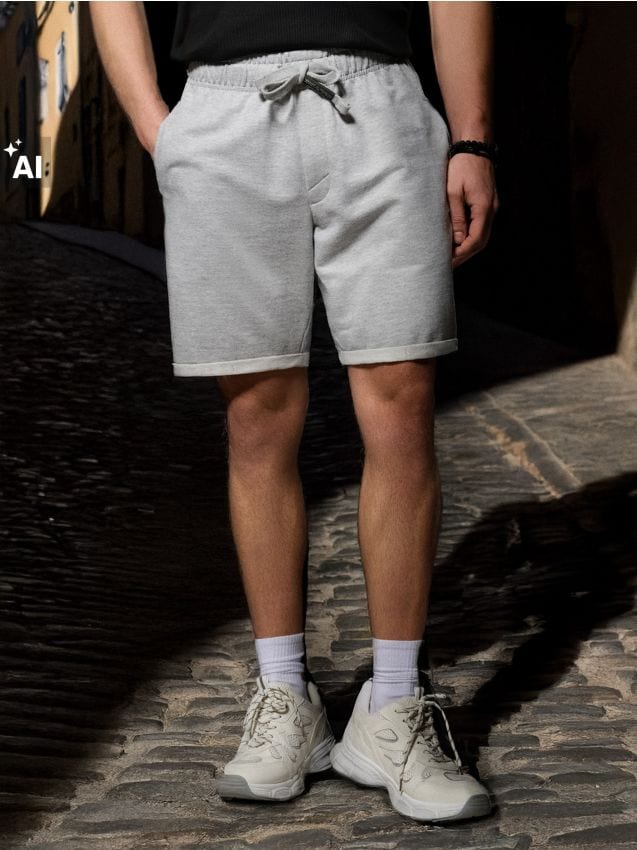 Sinsay - Pantaloni scurți slim fit - gri deschis