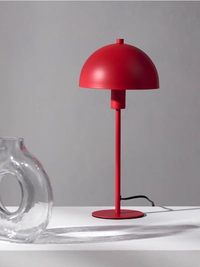 Lampă de masă