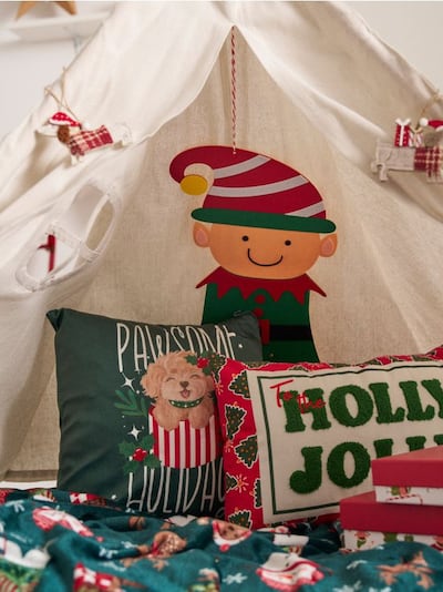 Decorazione natalizia sospesa a forma di gnomo