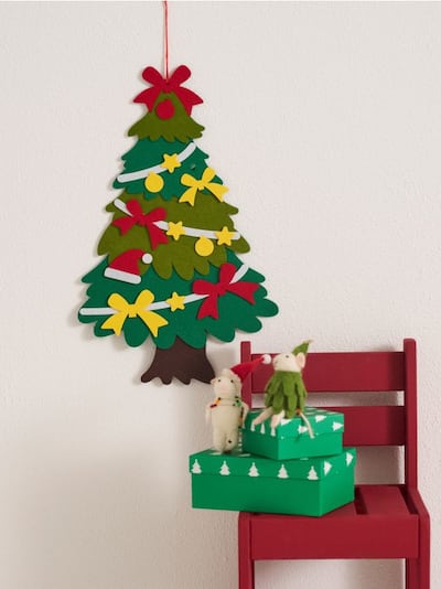 Viseća božićna dekoracija u obliku jelke