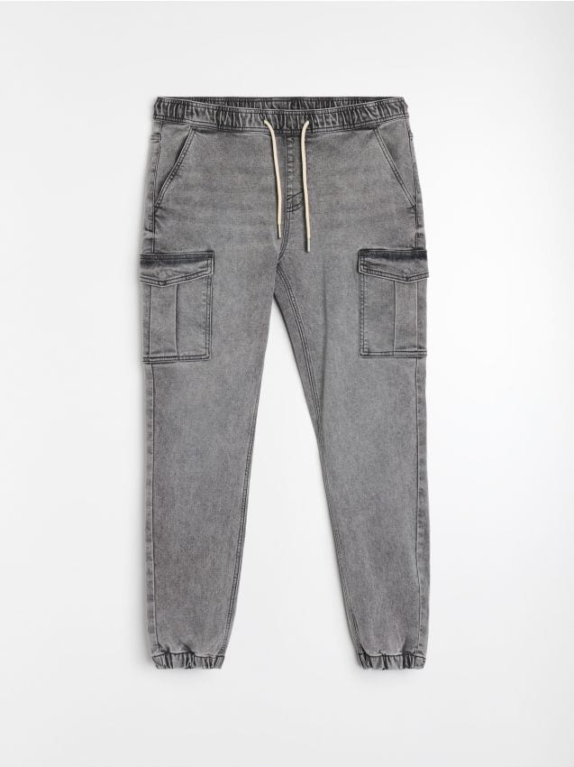 Sinsay - Jeansy jogger cargo z efektem sprania - szary