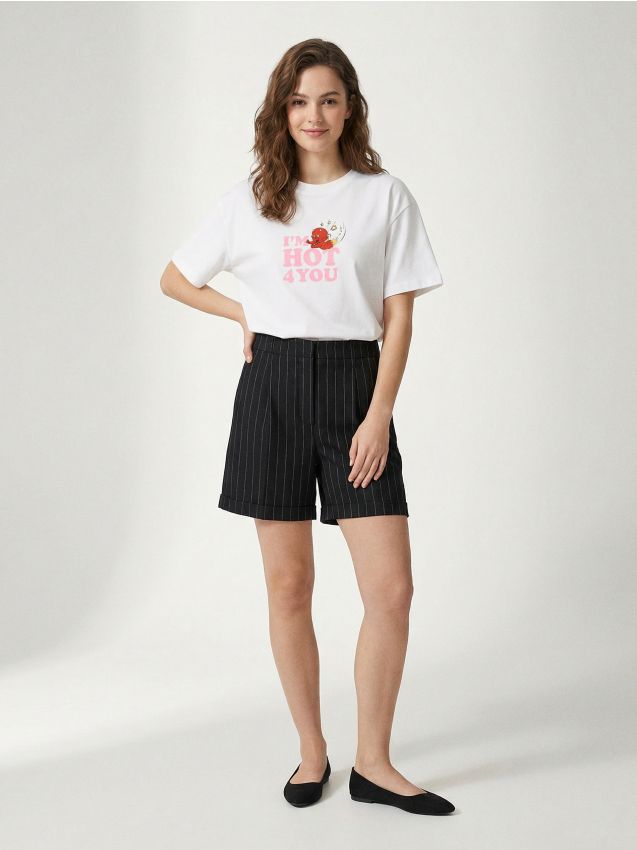 Sinsay - Tricou din bumbac cu imprimeu pe spate Hot Stuff - crem