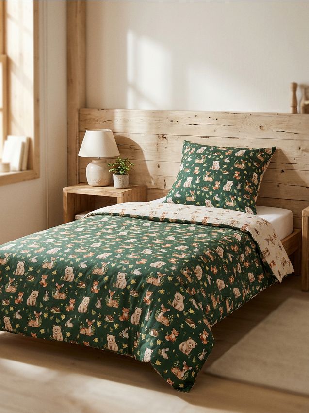 Sinsay - Set de lenjerie de pat din bumbac cu motiv de animale din pădure - verde-închis