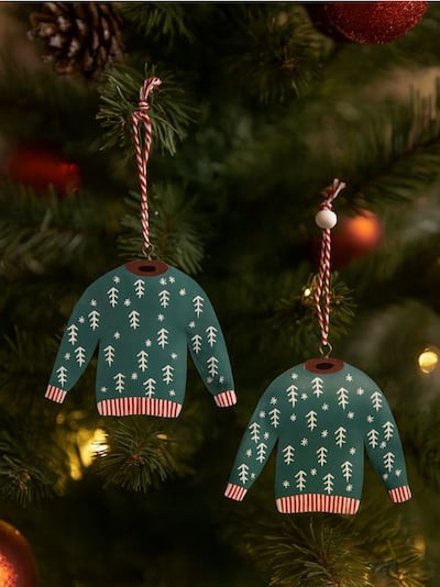 Χριστουγεννιάτικα στολίδια δέντρου σε σχήμα πουλόβερ 2 τεμ.