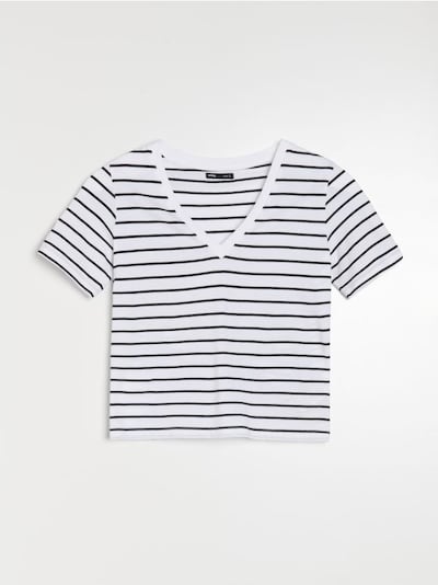 Бавовняна футболка з V-подібним вирізом