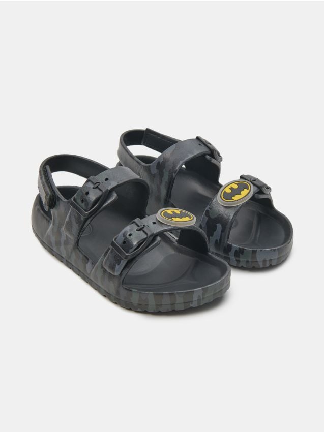 Sinsay - Sandale din spumă cu aplicație 3D Batman - gri-închis