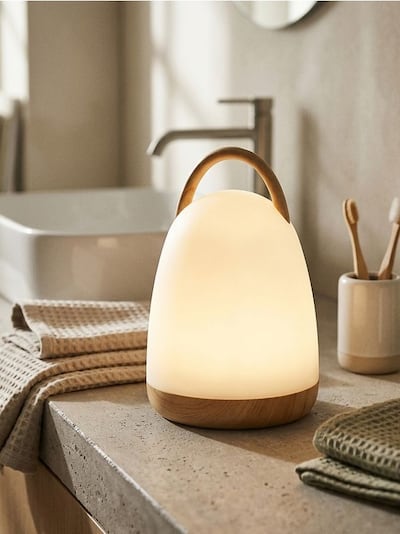 Bežična LED noćna lampa sa ručkom