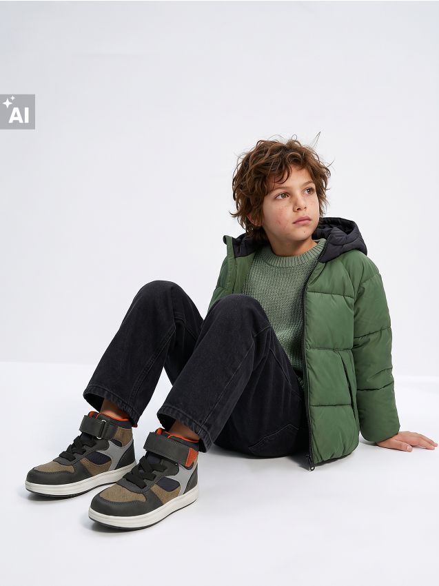 Sinsay - Sneakers înalți din imitație de piele - multicolor