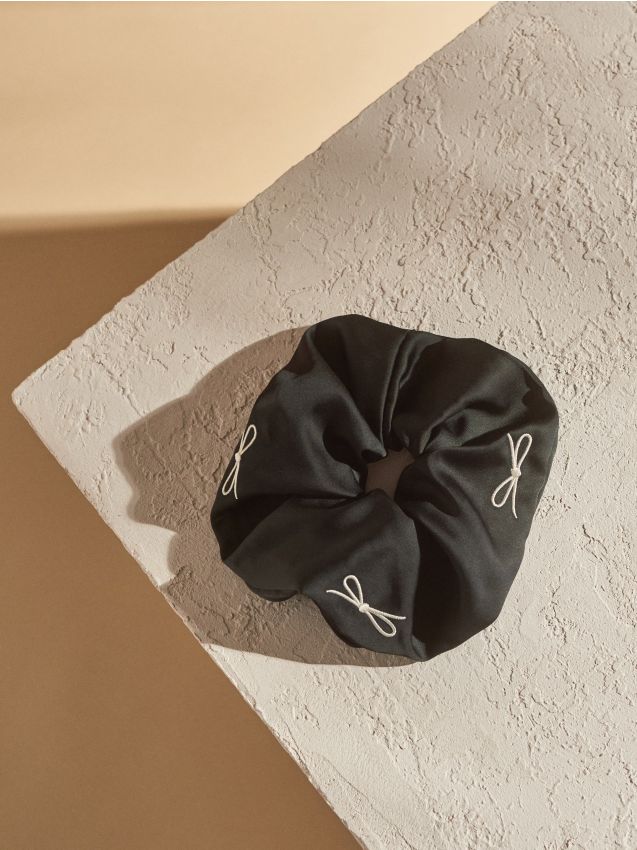 Gumička na vlasy scrunchie - SINSAY