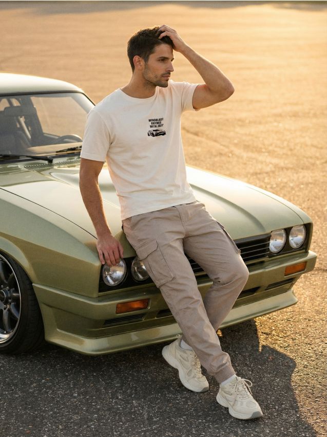 Sinsay - Spodnie cargo jogger - beżowy