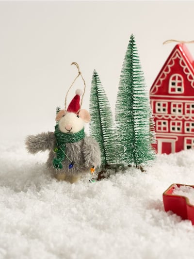 Božićna dekoracija u obliku miša