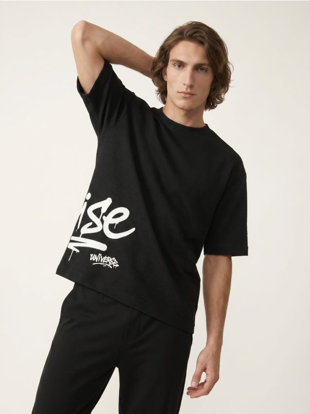 Sinsay - Tricou din mesh cu mânecă scurtă, croi comfort fit - negru