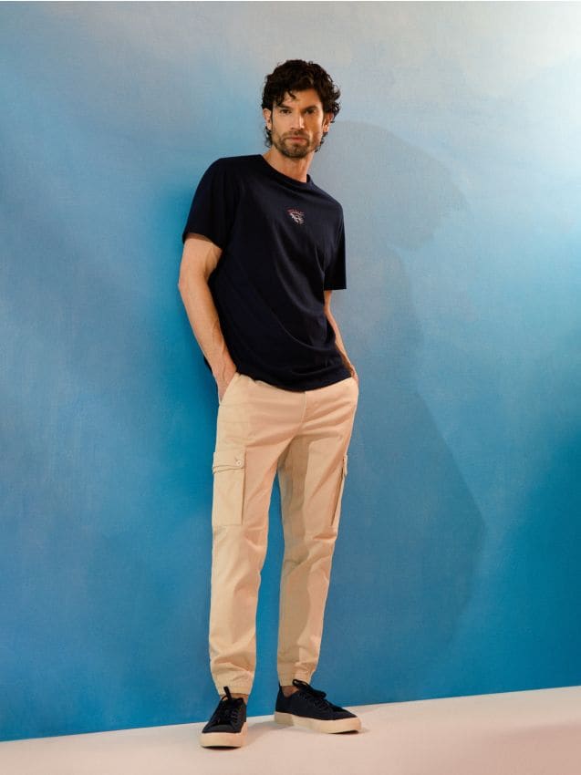 Sinsay - Spodnie cargo jogger - kremowy