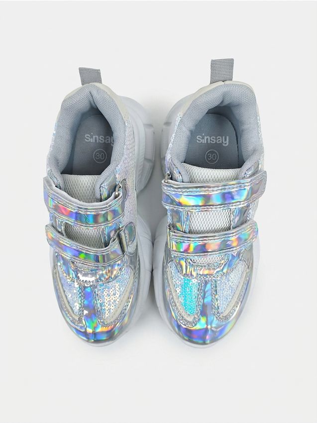Sinsay - Sneakers cu finisaj holografic și paiete - albastru-pal