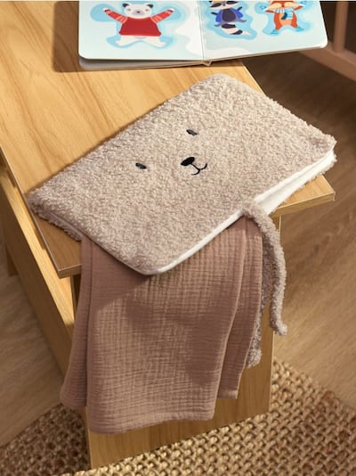 Niiskete salvrätikute ümbris