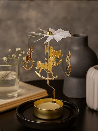 Suport de lumânare cu motiv de Crăciun